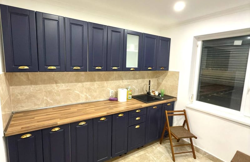 Location d’un appartement récent et confortable de 2 pièces, quartier Chiajna, Bucarest, Roumanie